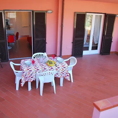 Complesso La Foce - Clima, Parcheggi, Spazi Esterni Privati Apartment Marina di Campo Exterior photo