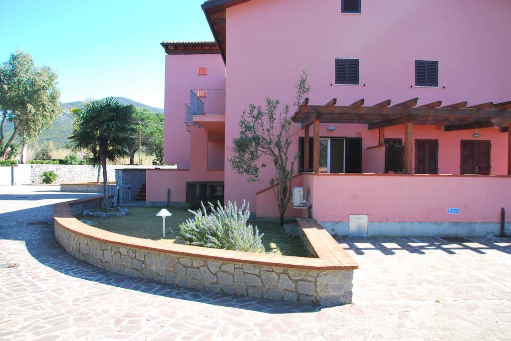 Apartment Complesso La Foce - Clima, Parcheggi, Spazi Esterni Privati *